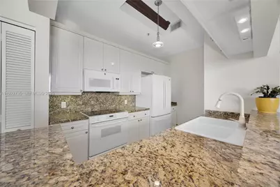 808 Brickell Key Dr #3603, Miami, FL 33131 - Photo 23