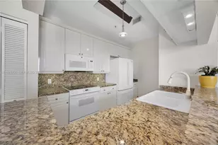 808 Brickell Key Dr, Miami, FL 33131 - Photo 23