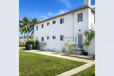7124 Bay Dr, Miami Beach, FL 33141 - Photo 11