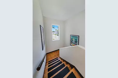 7124 Bay Dr, Miami Beach, FL 33141 - Photo 17