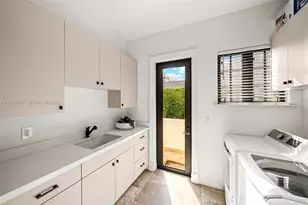 8800 SW 57th Ave, Pinecrest, FL 33156 - Photo 33