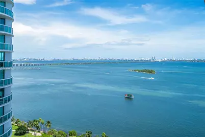 488 NE 18th St #2311, Miami, FL 33132 - Photo 3