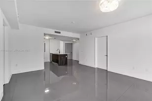 488 NE 18th St, Miami, FL 33132 - Photo 9