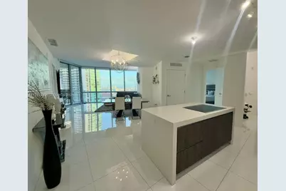 851 NE 1st Ave #3309, Miami, FL 33132 - Photo 7