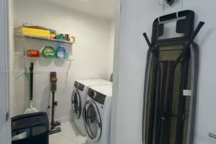 851 NE 1st Ave, Miami, FL 33132 - Photo 23