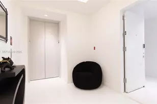 851 NE 1st Ave, Miami, FL 33132 - Photo 23