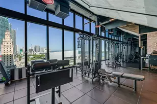 398 NE 5th St, Miami, FL 33132 - Photo 11