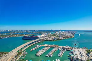 398 NE 5th St, Miami, FL 33132 - Photo 9