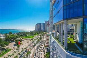 398 NE 5th St, Miami, FL 33132 - Photo 7