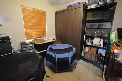 890 E 38th St, Hialeah, FL 33013 - Photo 5