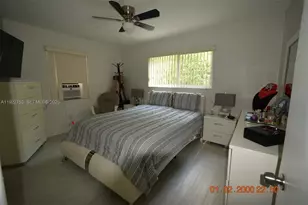 890 E 38th St, Hialeah, FL 33013 - Photo 23