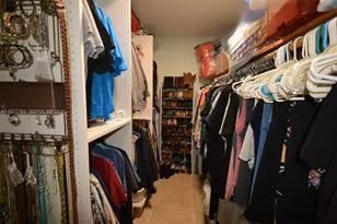 890 E 38th St, Hialeah, FL 33013 - Photo 17