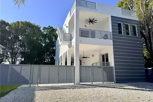 365 Buttonwood Shores Dr, Key Largo, FL 33037 - Photo 1