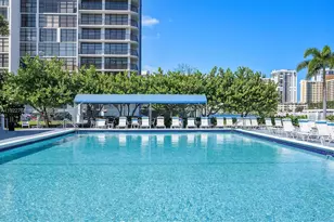 600 Parkview Dr, Hallandale Beach, FL 33009 - Photo 47