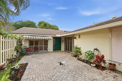 952 NW 29th Ave #C, Delray Beach, FL 33445 - Photo 1