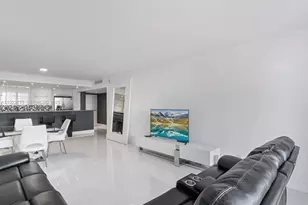 19370 E Collins Ave, Sunny Isles Beach, FL 33160 - Photo 3