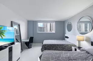 19370 E Collins Ave, Sunny Isles Beach, FL 33160 - Photo 13