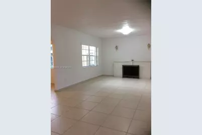 60 Palmetto Dr, Miami Springs, FL 33166 - Photo 9