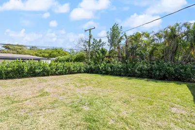 12345 NE 11th Ct, North Miami, FL 33161 - Photo 23