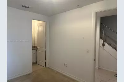 11718 SW 13th Ct, Pembroke Pines, FL 33025 - Photo 29