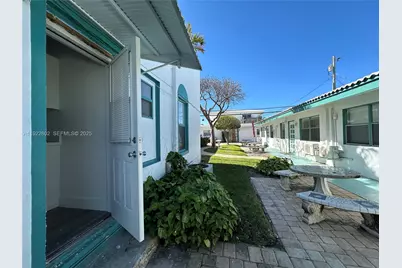 4249 Bougainvilla Dr #1, Lauderdale by the Sea, FL 33308 - Photo 27