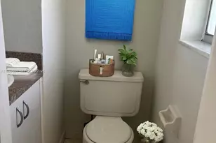 7920 N Colony Cir N, Tamarac, FL 33321 - Photo 5