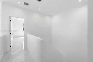 3111 SW 12th St, Miami, FL 33135 - Photo 27