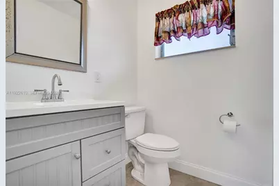 2915 Crosley Dr W #J, West Palm Beach, FL 33415 - Photo 27