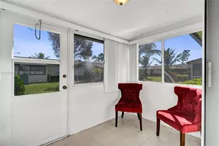 2915 Crosley Dr W, West Palm Beach, FL 33415 - Photo 39