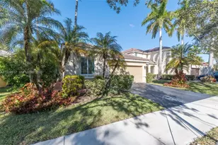 1784 Aspen Ln, Weston, FL 33327 - Photo 3