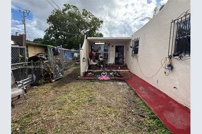 2912 NW 32nd St, Miami, FL 33142 - Photo 3