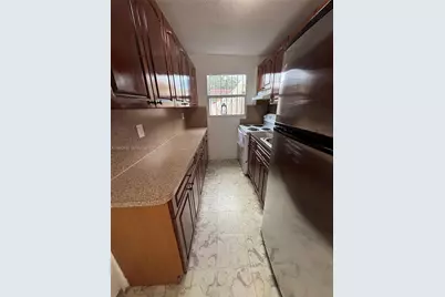2912 NW 32nd St, Miami, FL 33142 - Photo 9