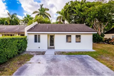 5240 SW 139th Pl, Miami, FL 33175 - Photo 1