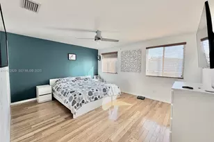 1736 SW 109th Terrace, Davie, FL 33324 - Photo 29