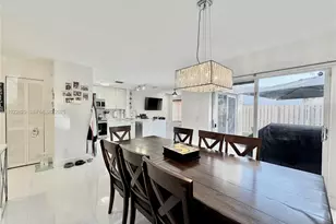 1736 SW 109th Terrace, Davie, FL 33324 - Photo 11