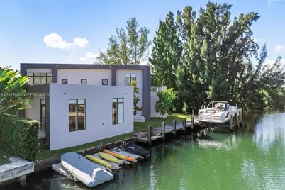 1009 NE 104th St, Miami Shores, FL 33138 - Photo 53