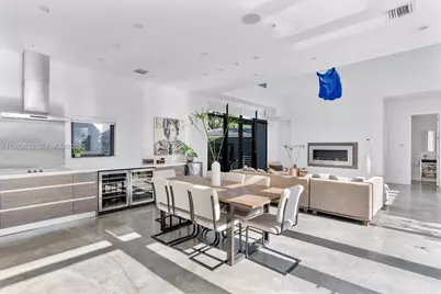 1009 NE 104th St, Miami Shores, FL 33138 - Photo 21