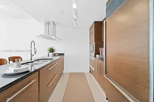 485 Brickell Ave, Miami, FL 33131 - Photo 5