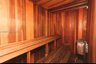 6900 Bay Dr, Miami Beach, FL 33141 - Photo 33