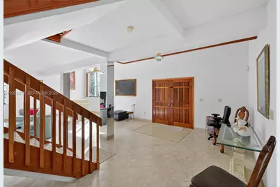 6611 SW 99th Ave, Miami, FL 33173 - Photo 9