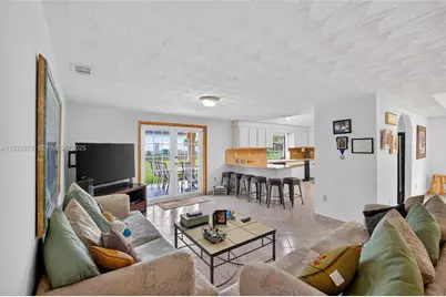 6611 SW 99th Ave, Miami, FL 33173 - Photo 21