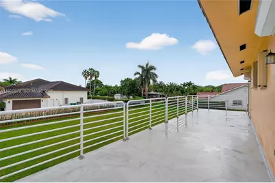 6611 SW 99th Ave, Miami, FL 33173 - Photo 49