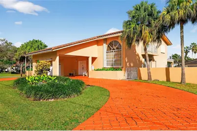6611 SW 99th Ave, Miami, FL 33173 - Photo 5