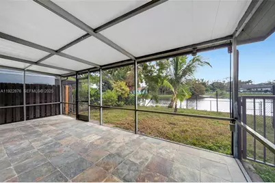 4852 Grapevine Way, Davie, FL 33331 - Photo 43