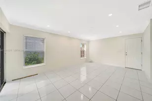 4852 Grapevine Wy, Davie, FL 33331 - Photo 19