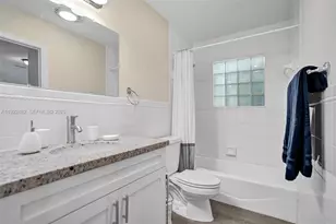 2106 NE 16th Ave, Wilton Manors, FL 33305 - Photo 23