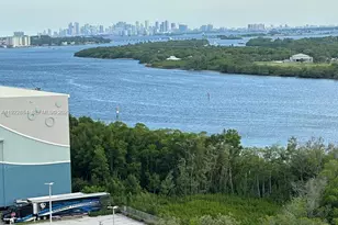 100 Bayview Dr, Sunny Isles Beach, FL 33160 - Photo 27