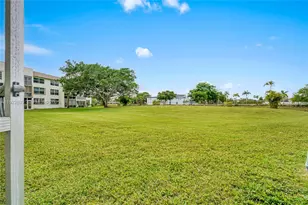 6890 Royal Palm Blvd, Margate, FL 33063 - Photo 23