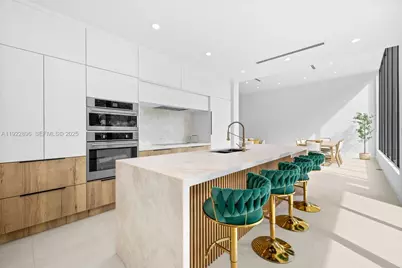 66 NW 50th St, Miami, FL 33127 - Photo 21