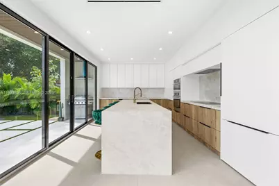 66 NW 50th St, Miami, FL 33127 - Photo 19
